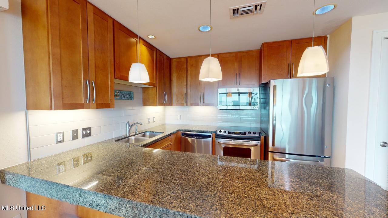 2060 Beach Boulevard, Unit 1207 Biloxi, MS 39531 - Photo 8 of 26 1207-Kitchen