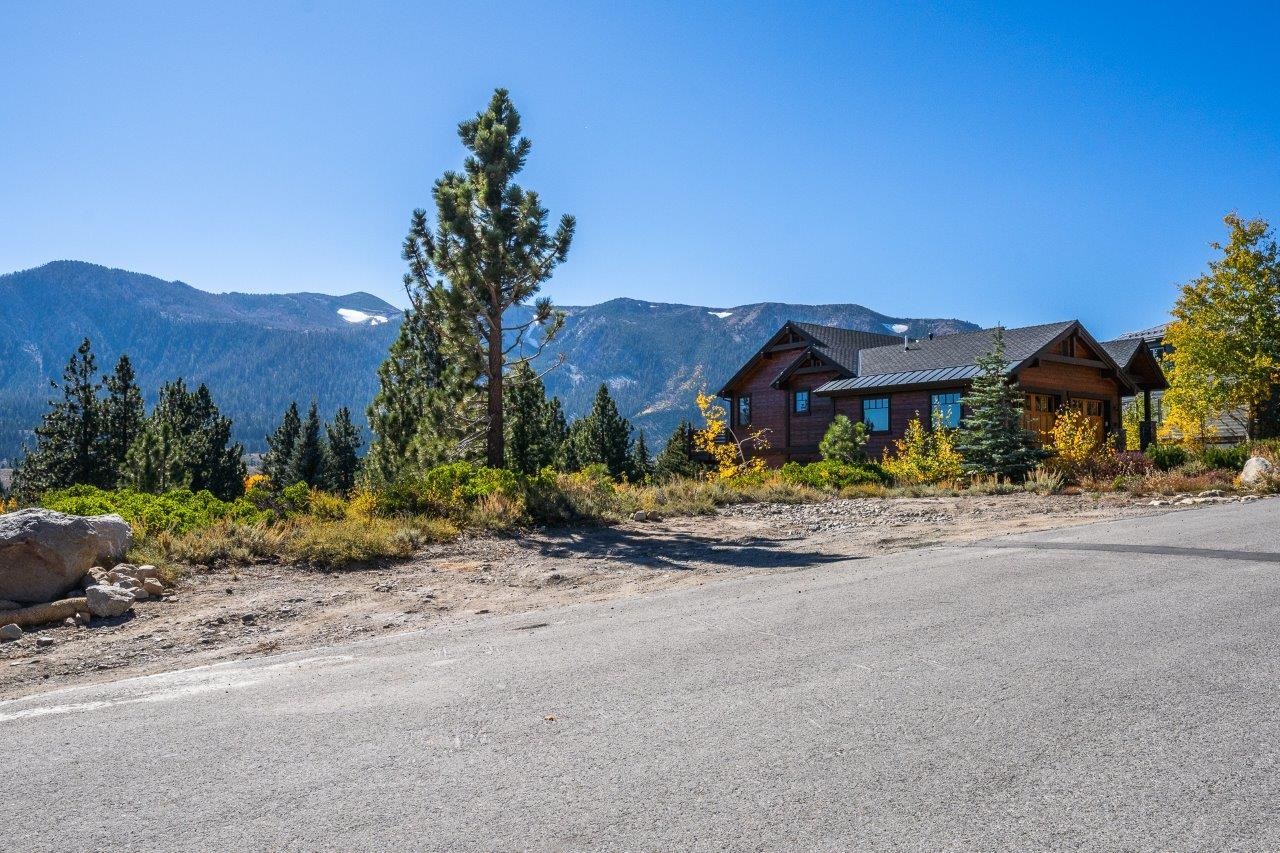 35 Ridge Way Mammoth Lakes, CA 93546 - Photo 1 of 11
