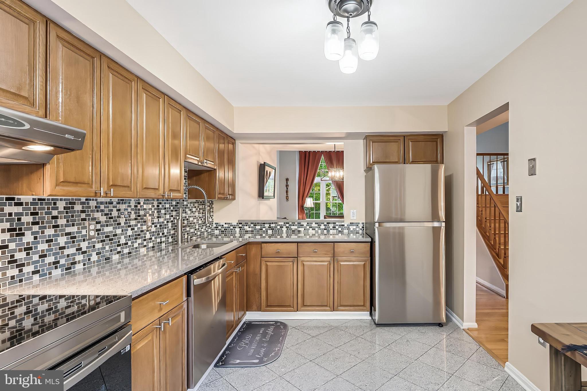 12210 Wye Oak Commons Circle Burke, VA 22015 - Photo 18 of 44