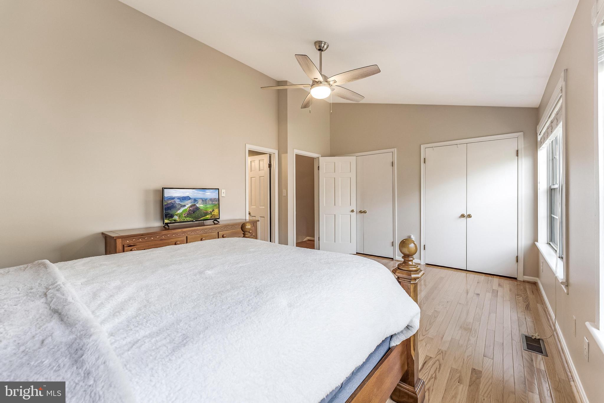 12210 Wye Oak Commons Circle Burke, VA 22015 - Photo 22 of 44