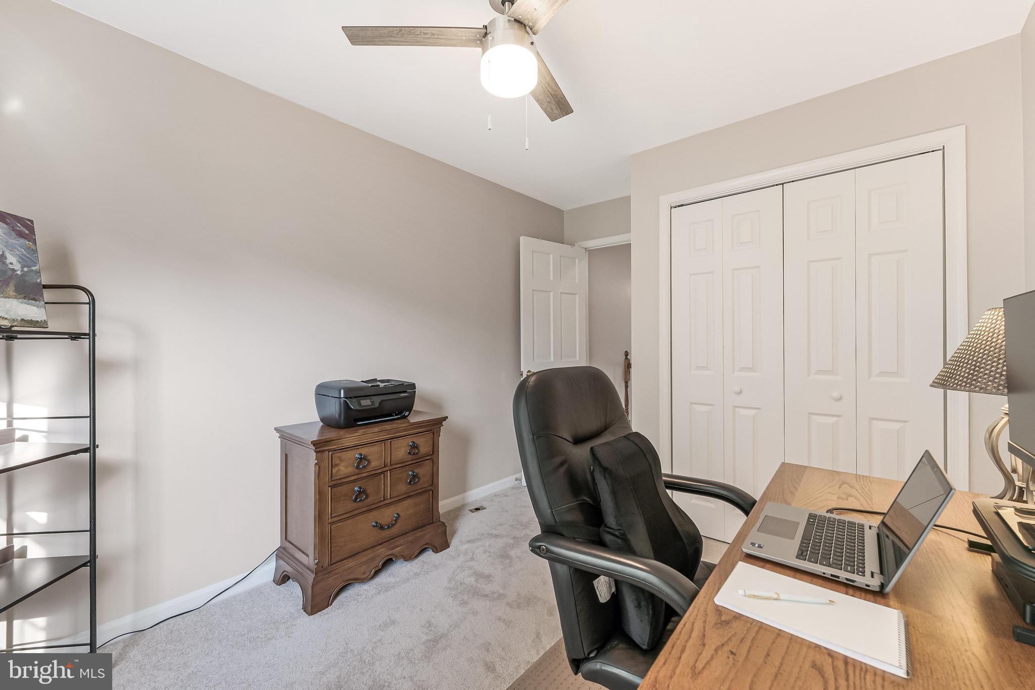 12210 Wye Oak Commons Circle Burke, VA 22015 - Photo 26 of 44