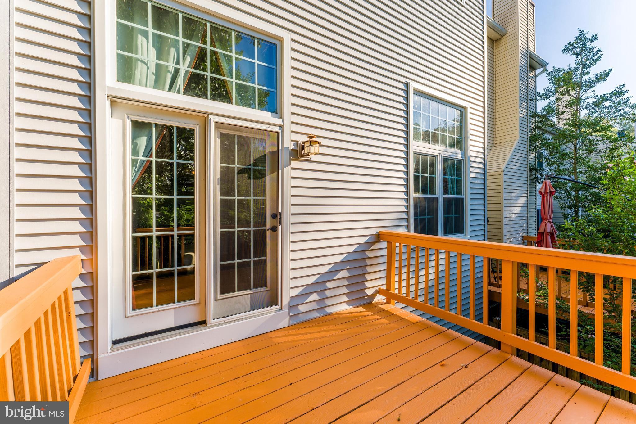 12210 Wye Oak Commons Circle Burke, VA 22015 - Photo 38 of 44