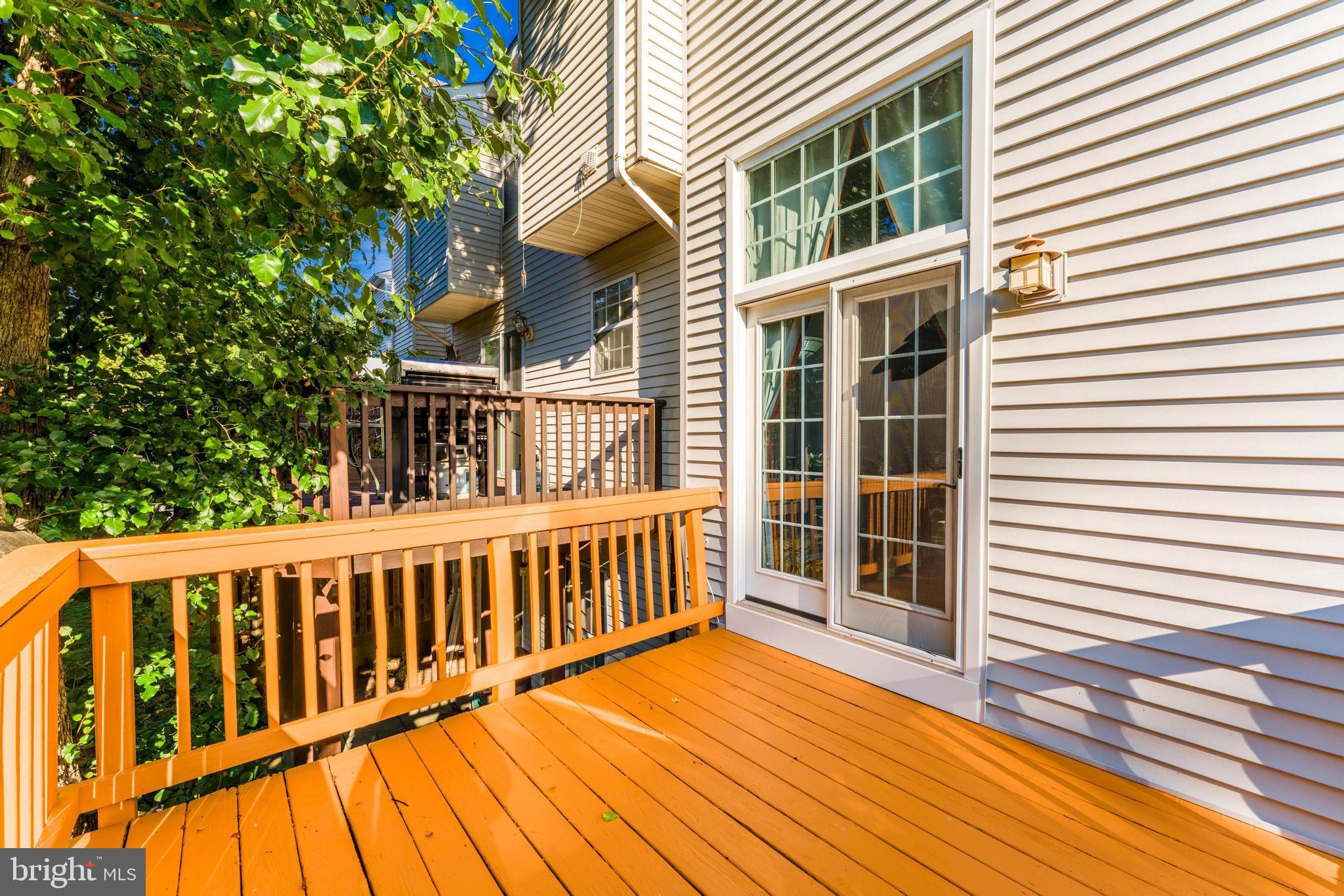 12210 Wye Oak Commons Circle Burke, VA 22015 - Photo 39 of 44