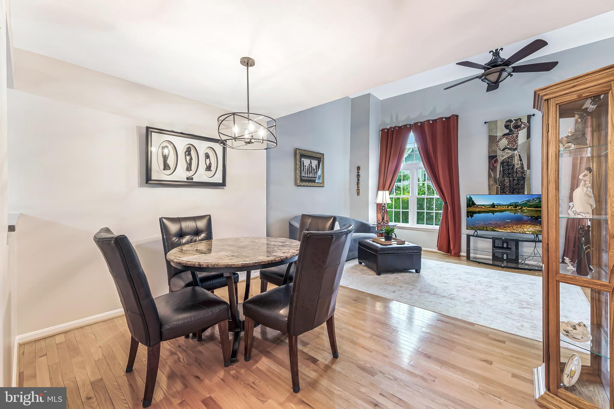 12210 Wye Oak Commons Circle Burke, VA 22015 - Photo 8 of 44