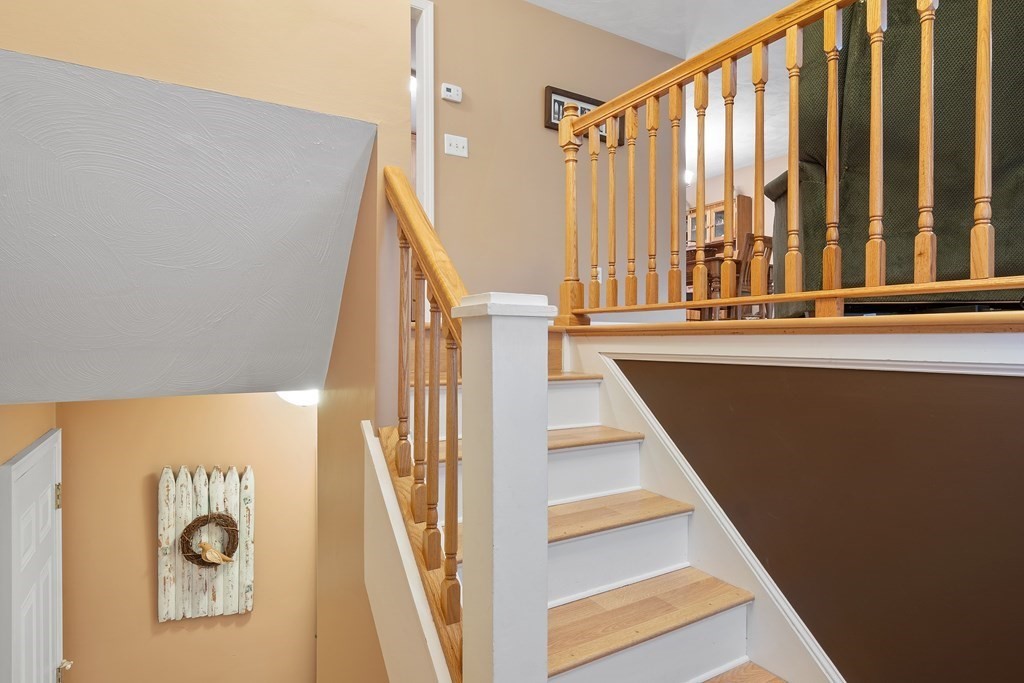 9 Birch Lane Townsend, MA 01469 - Photo 3 of 35