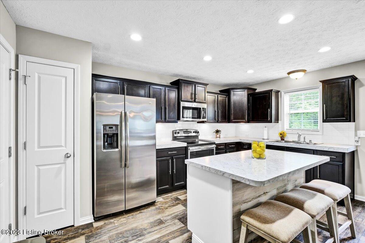 7814 Westbrook Road Louisville, KY 40258 - Photo 16 of 43 16-7814 Westbrook Rd-115