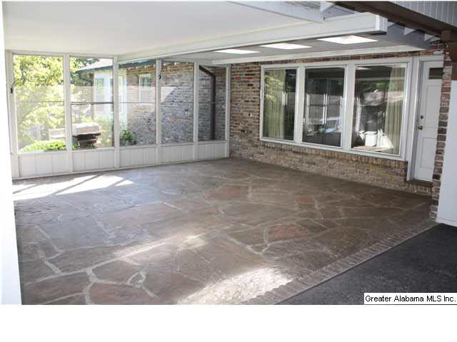 2504 Shades Crest Road Birmingham, AL 35209 - Photo 8 of 31