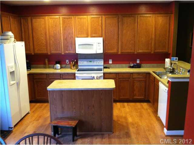 1119 Market Street, Unit 1119 Fort Mill, SC 29708 - Photo 3 of 6