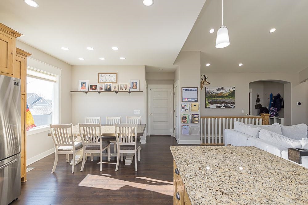 3239 Sphinx Way Rock Springs, WY 82901 - Photo 10 of 41