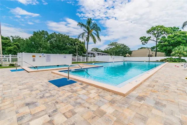 $3,000 | 6435 92nd Place North, Unit 904, Pinellas Park, FL 33782