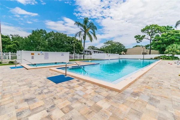 $2,600 | 6435 92nd Place North, Unit 904, Pinellas Park, FL 33782