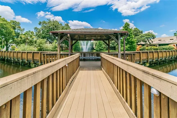 $2,600 | 6435 92nd Place North, Unit 904, Pinellas Park, FL 33782