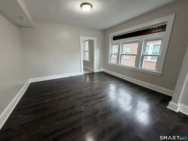 $2,700 | 67 Beardsley Park Terrace, Unit 2ND & 3, Bridgeport, CT 06610
