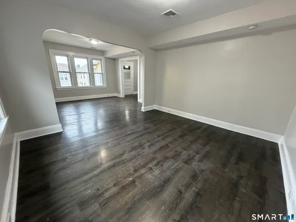 $2,700 | 67 Beardsley Park Terrace, Unit 2ND & 3, Bridgeport, CT 06610