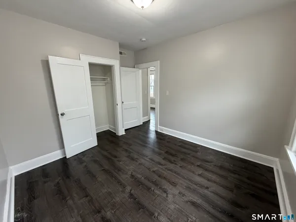 $2,700 | 67 Beardsley Park Terrace, Unit 2ND & 3, Bridgeport, CT 06610