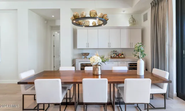 $19,995 | 2 Biltmore Estates Drive, Unit 101, Phoenix, AZ 85016