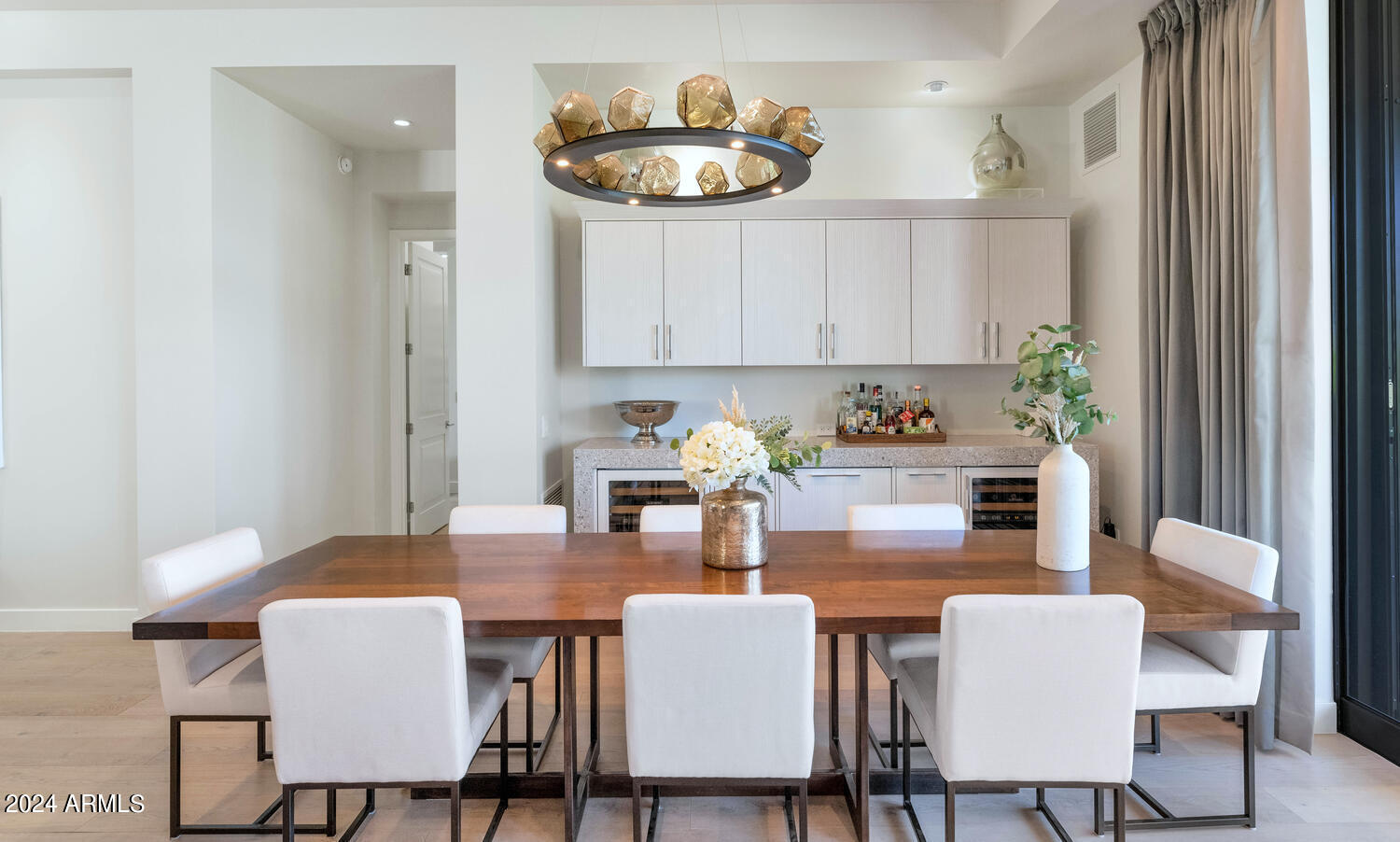 2 Biltmore Estates Drive, Unit 101 Phoenix, AZ 85016 - Photo 11 of 32 2 Biltmore Estates Dr-large-020-026-2 Bi