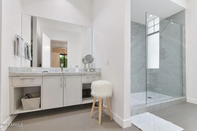 $19,995 | 2 Biltmore Estates Drive, Unit 101, Phoenix, AZ 85016