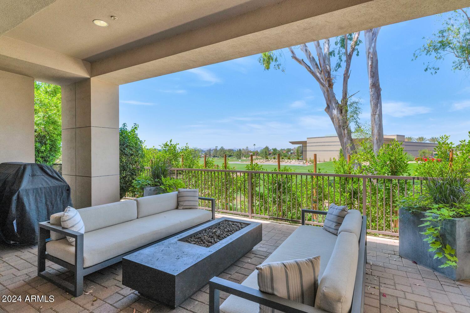 2 Biltmore Estates Drive, Unit 101 Phoenix, AZ 85016 - Photo 21 of 32 2 Biltmore Estates Dr-large-015-028-2 Bi