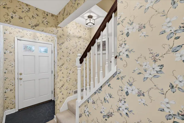 $569,900 | 2218 Mt View Avenue, Minneapolis, MN 55405