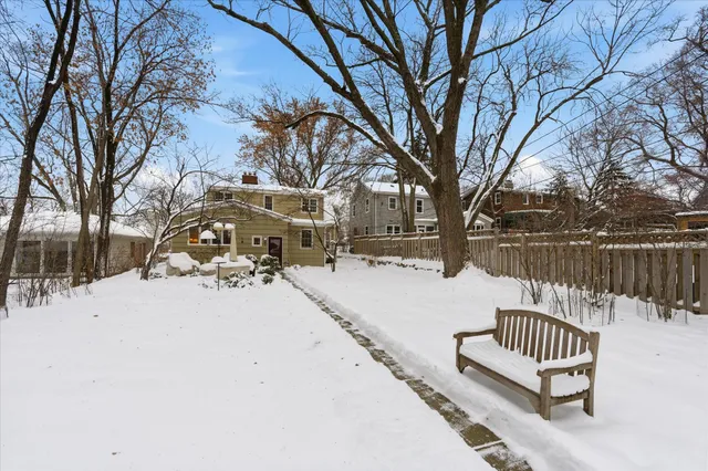 $569,900 | 2218 Mt View Avenue, Minneapolis, MN 55405