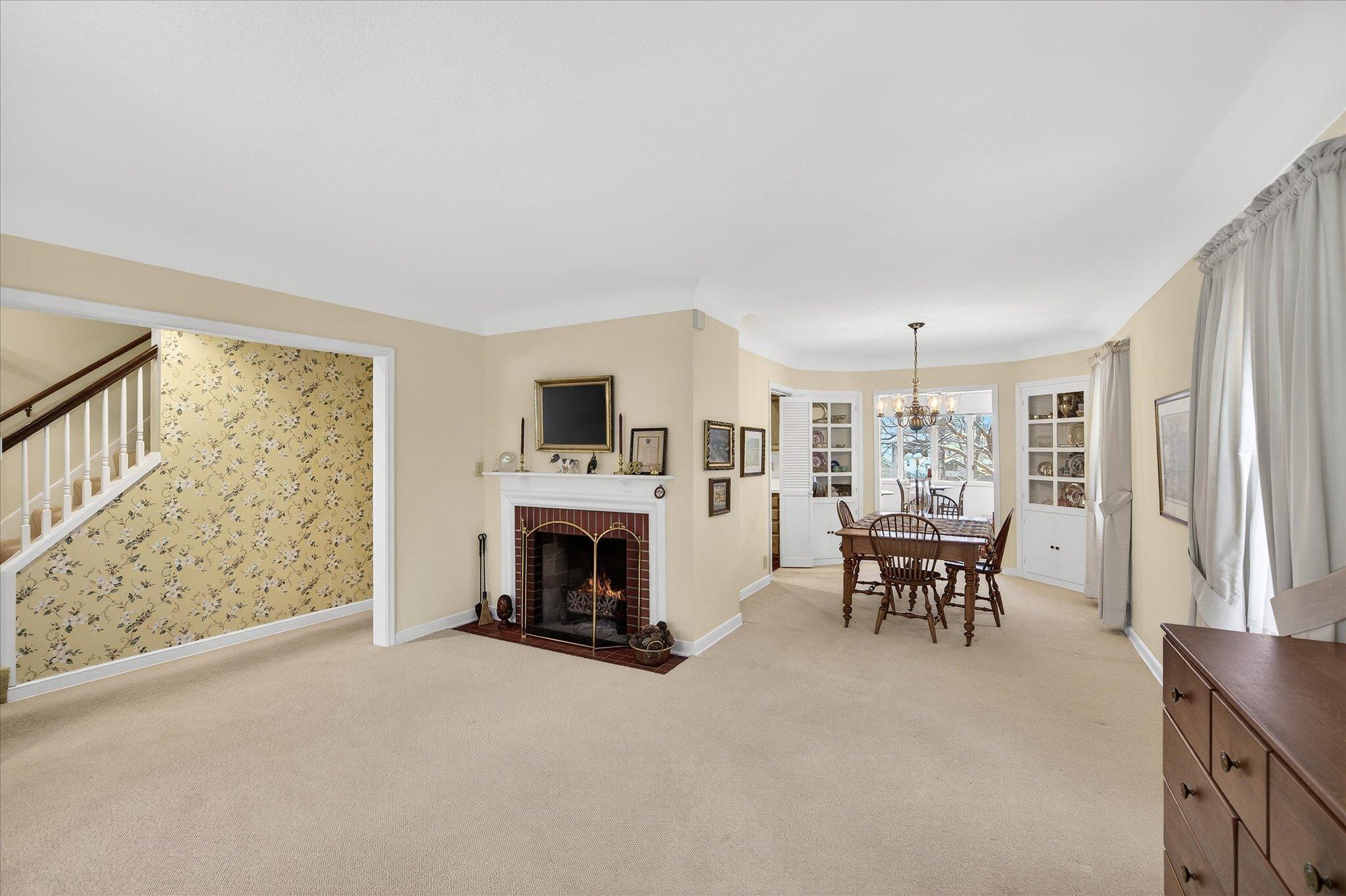 2218 Mt View Avenue Minneapolis, MN 55405 - Photo 4 of 56