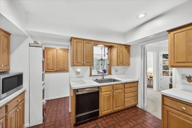 $569,900 | 2218 Mt View Avenue, Minneapolis, MN 55405