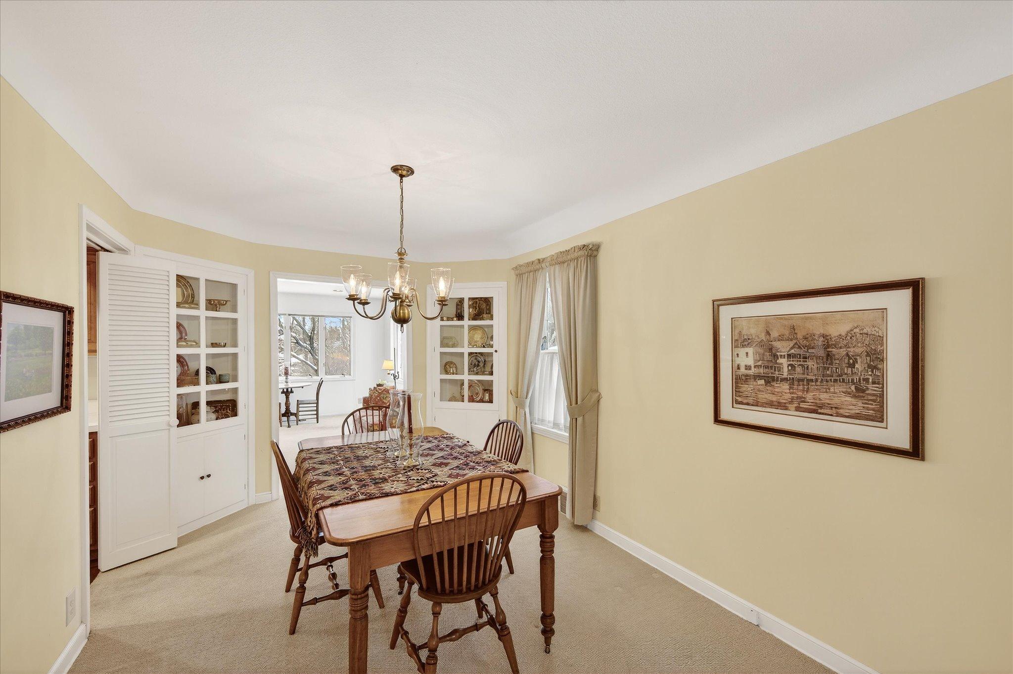 2218 Mt View Avenue Minneapolis, MN 55405 - Photo 5 of 56