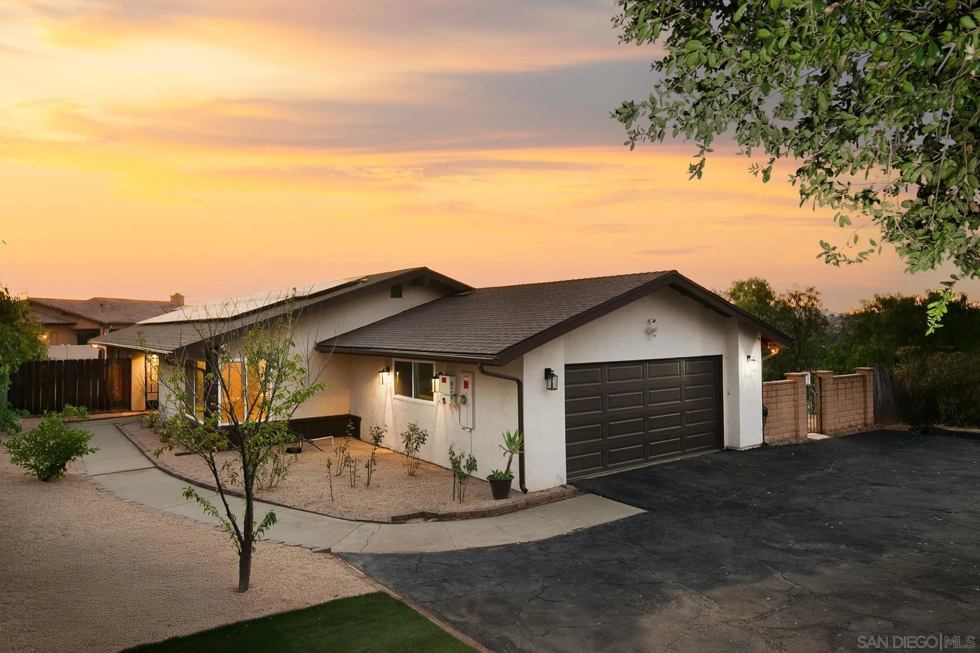 2410 Kenda Way Alpine, CA 91901 - Photo 4 of 71