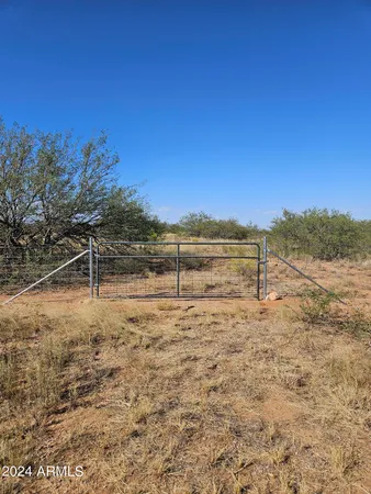$60,000 | 7.27 East Three Canyons Road, Unit G, Hereford, AZ 85615