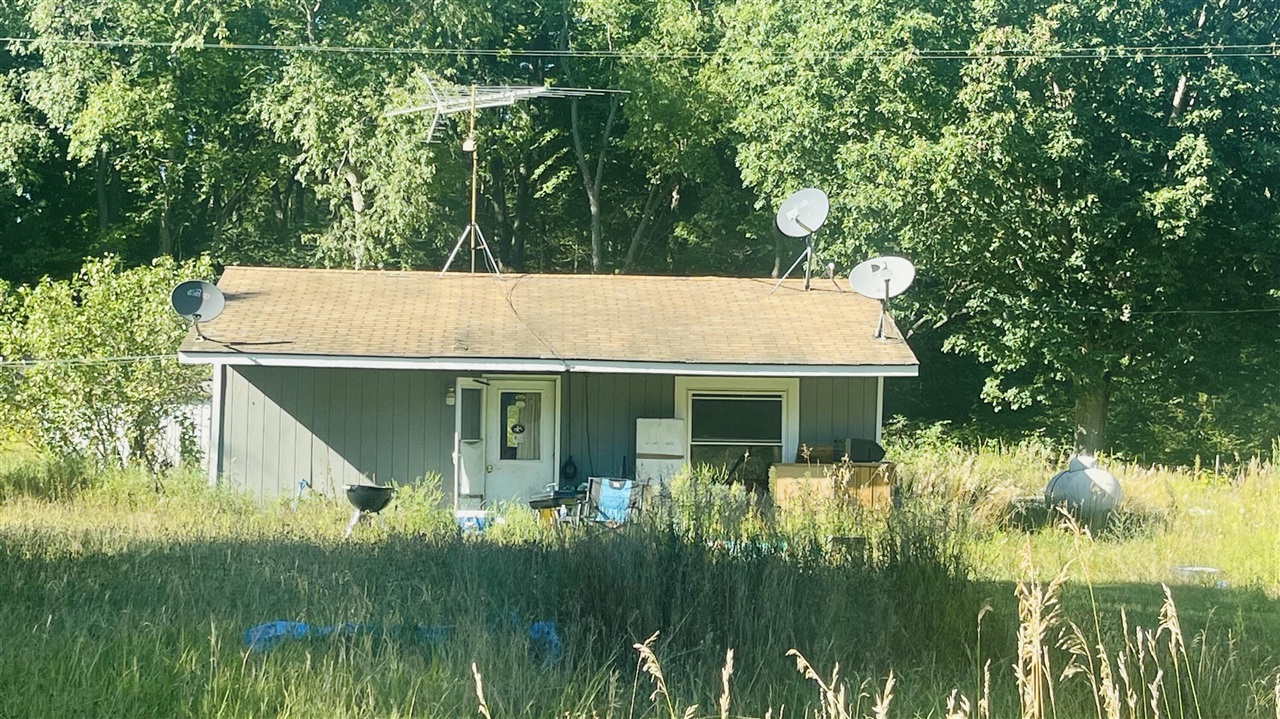 2694 West Clarence Road Harrison, MI 48625 - Photo 25 of 28