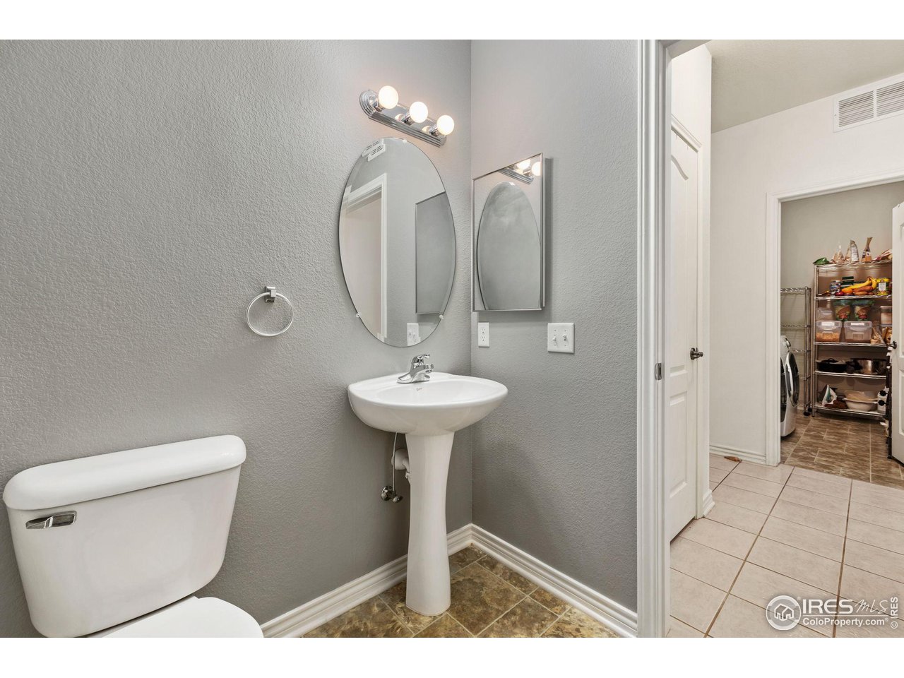 4672 West 20th Road, Unit 2212 Greeley, CO 80634 - Photo 34 of 40 Half bath powder room