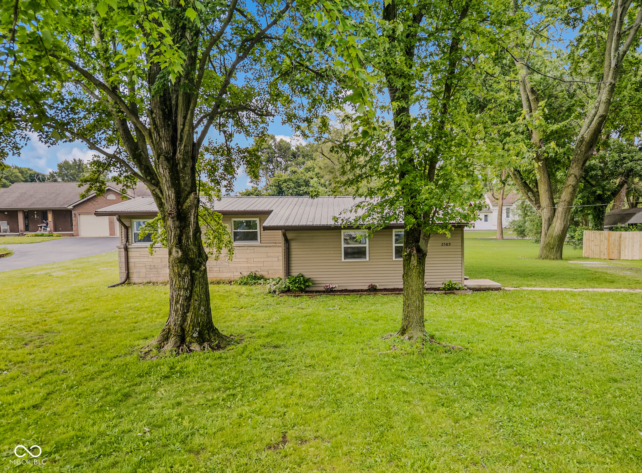 2589 North Talley Road Columbus, IN 47203 - Photo 2 of 33