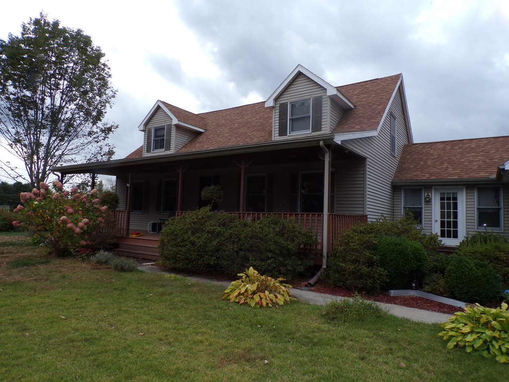 52 Cronin Hill Road Hatfield, MA 01038 - Photo 1 of 26 Gallery Image 1