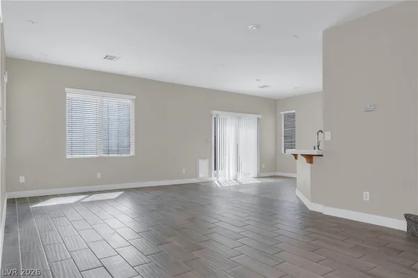 $1,995 | 9723 Clifford Walk Avenue, Las Vegas, NV 89148