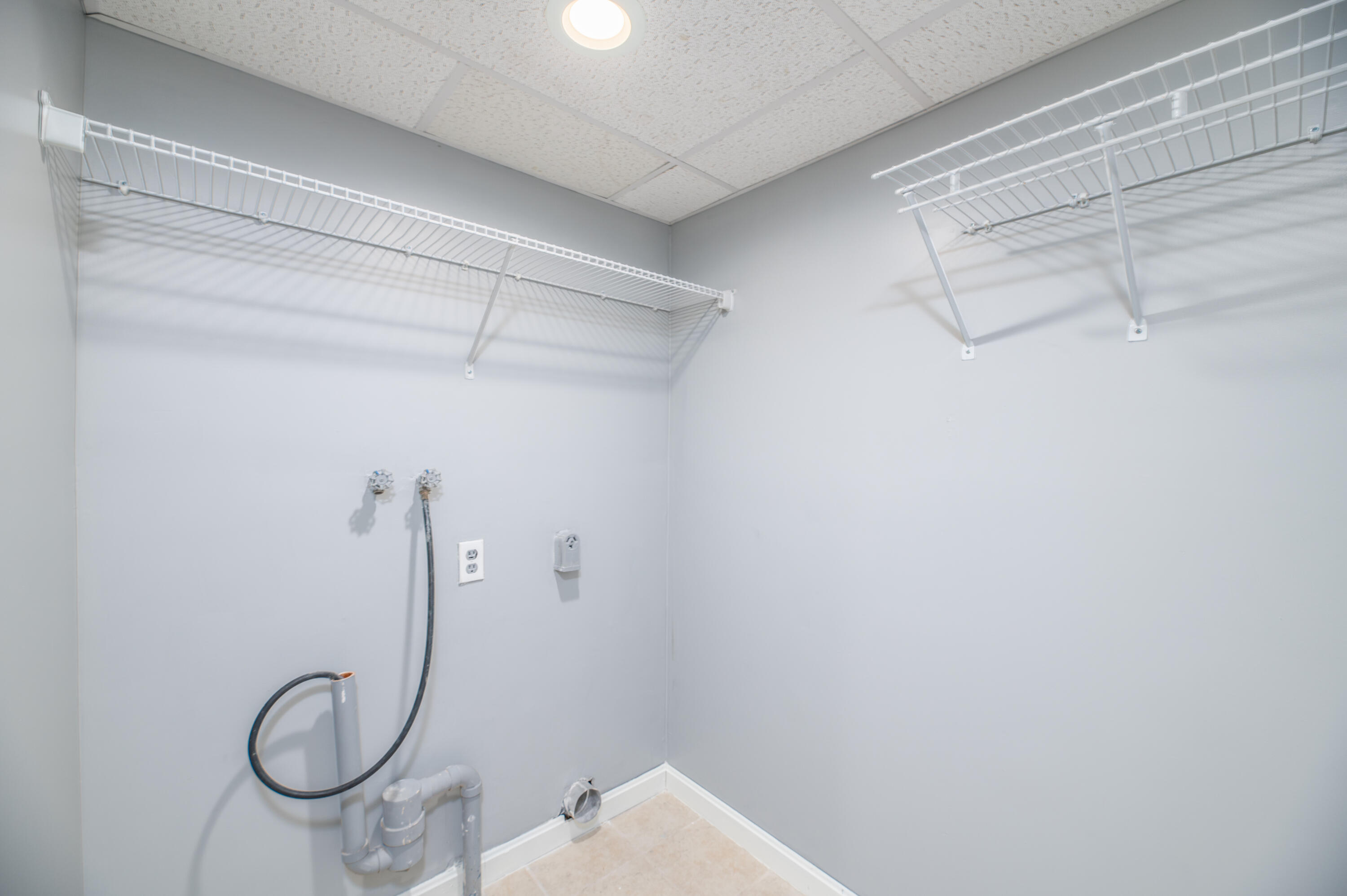 169 Bog Road Augusta, ME 04330 - Photo 25 of 37 Interior24