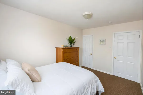 $299,999 | 202 Green Street, Holmes, PA 19043