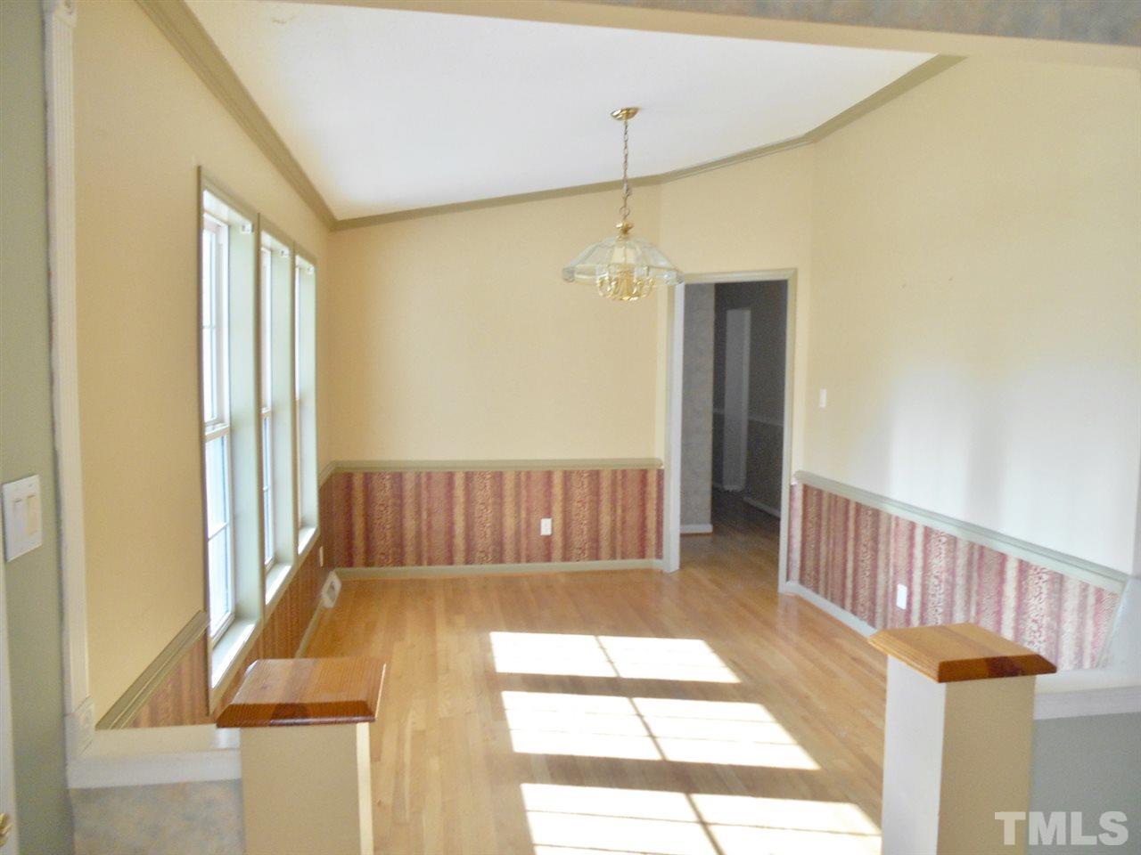 1105 Lexington Farm Road Apex, NC 27502 - Photo 4 of 13 Gallery Image 4