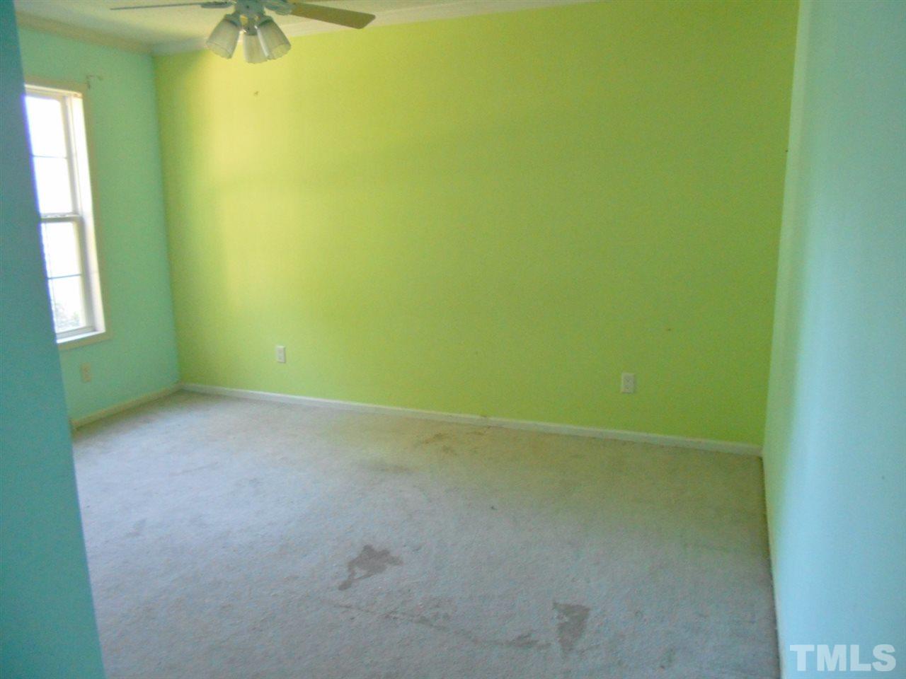 1105 Lexington Farm Road Apex, NC 27502 - Photo 8 of 13 Gallery Image 8