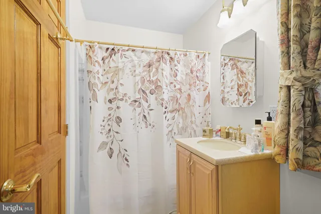 $650,000 | 6021 Melbourne Avenue, Deale, MD 20751