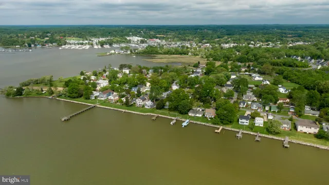 $650,000 | 6021 Melbourne Avenue, Deale, MD 20751