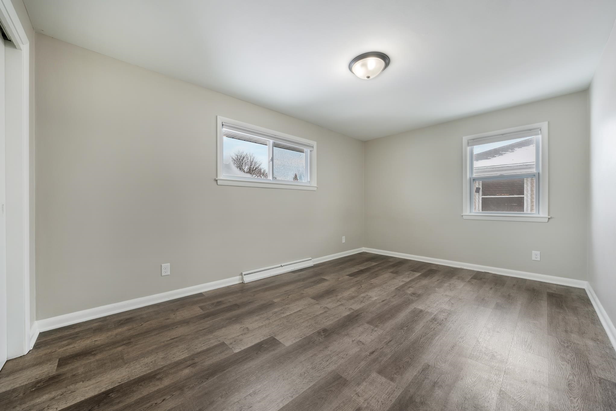 1201 West Brewster Street Appleton, WI 54914 - Photo 9 of 46