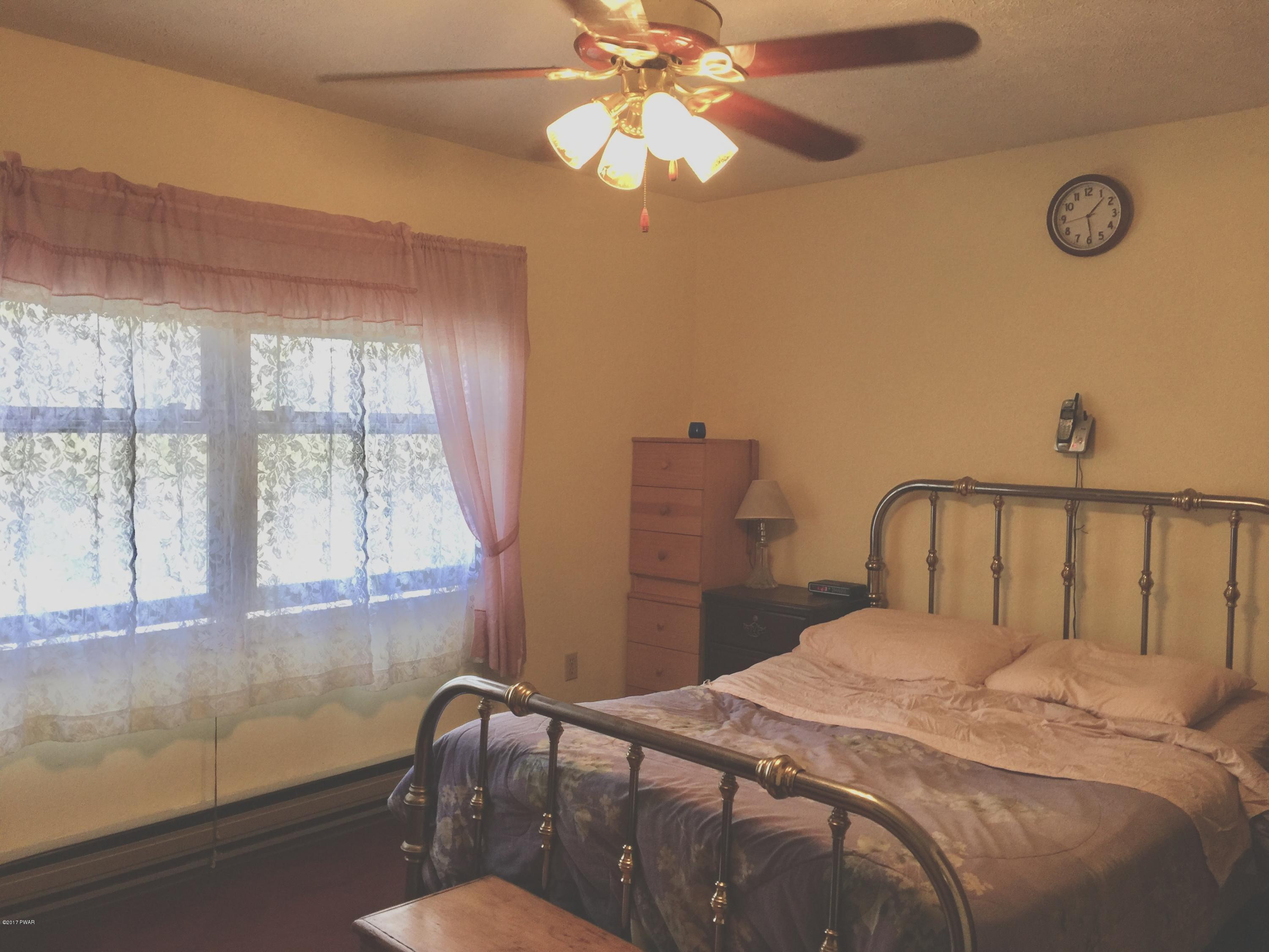 101 Rustic Way Milford, PA 18337 - Photo 9 of 17 fullsizeoutput_ae