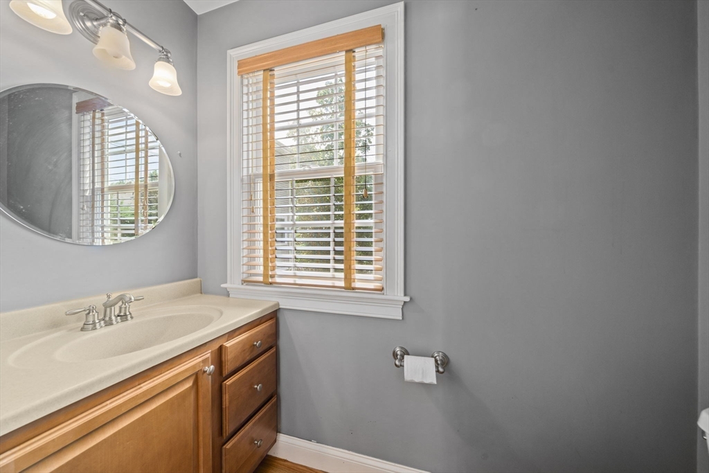 15 Bacon Street, Unit 2 Waltham, MA 02451 - Photo 12 of 18