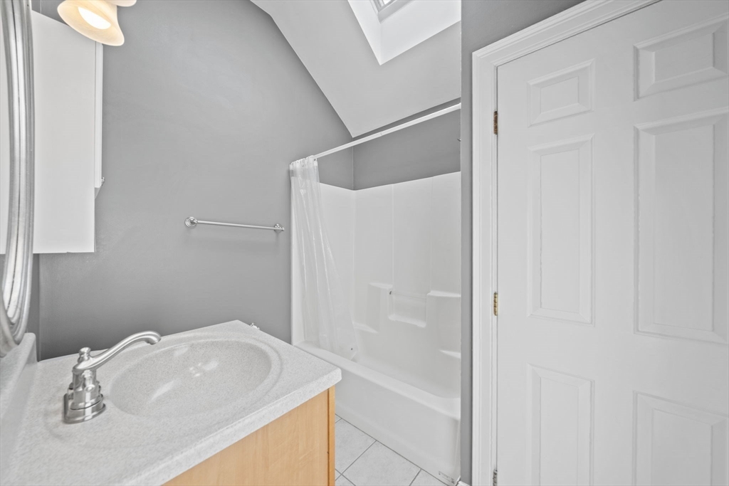 15 Bacon Street, Unit 2 Waltham, MA 02451 - Photo 13 of 18