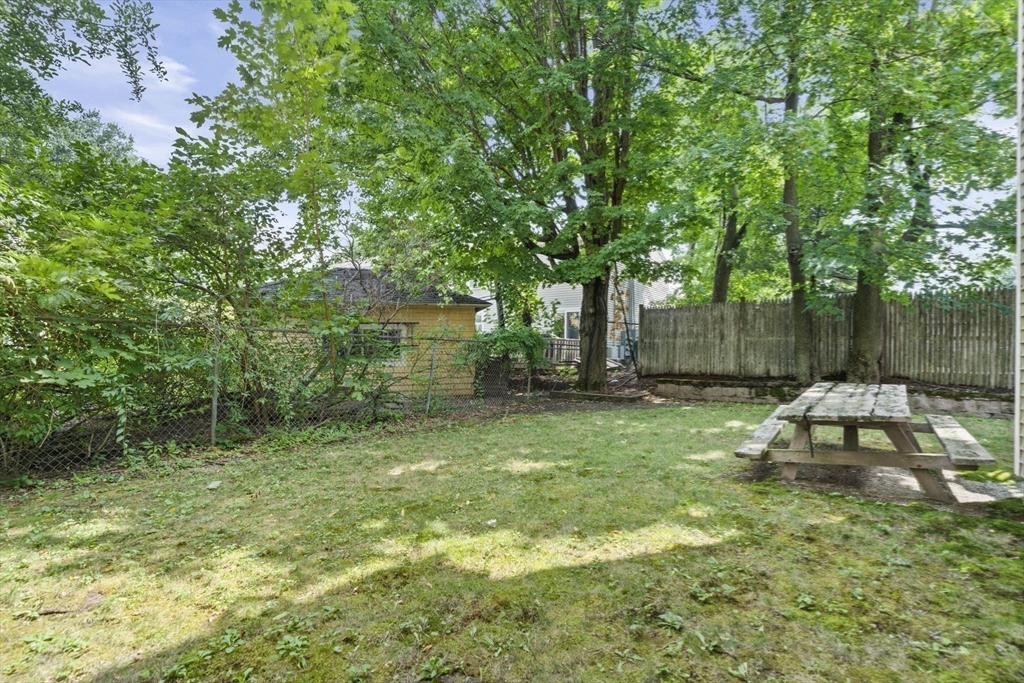 15 Bacon Street, Unit 2 Waltham, MA 02451 - Photo 16 of 18