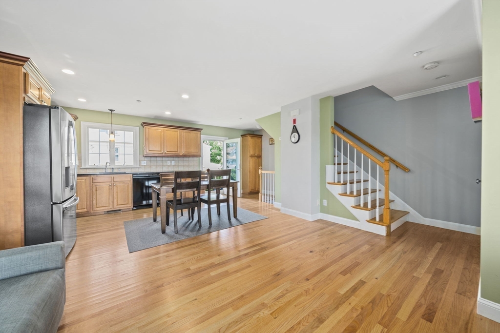15 Bacon Street, Unit 2 Waltham, MA 02451 - Photo 7 of 18