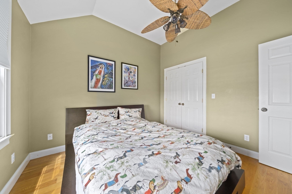 15 Bacon Street, Unit 2 Waltham, MA 02451 - Photo 9 of 18