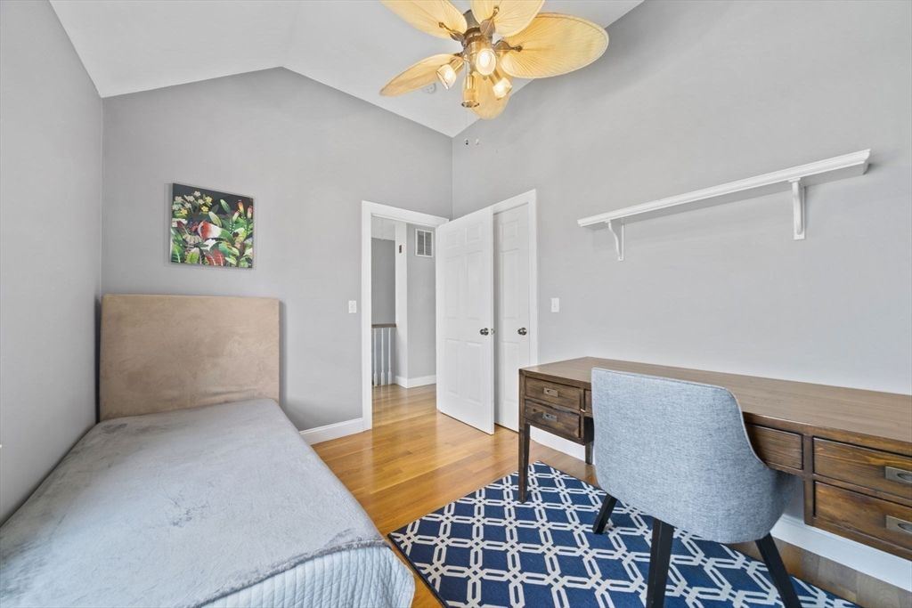 15 Bacon Street, Unit 2 Waltham, MA 02451 - Photo 10 of 18