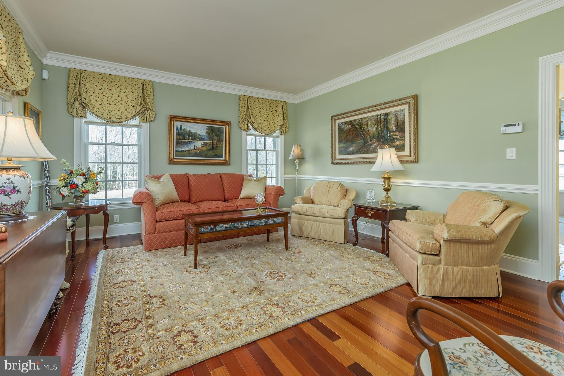 1880 East Buckshutem Road Millville, NJ 08332 - Photo 11 of 41 Living Room